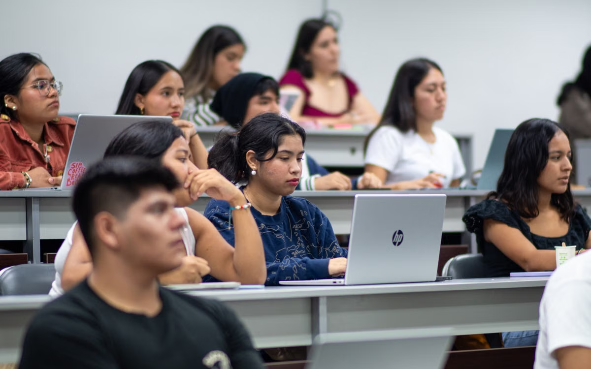 Choosing an MBA Specialization That Matches the Problems You Want to Solve